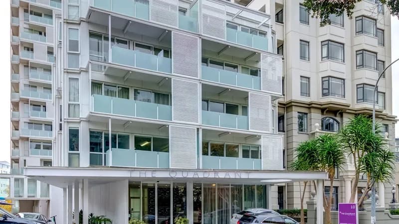 The Quadrant Hotel & Suites