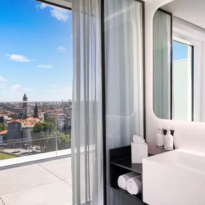 YOTEL Porto