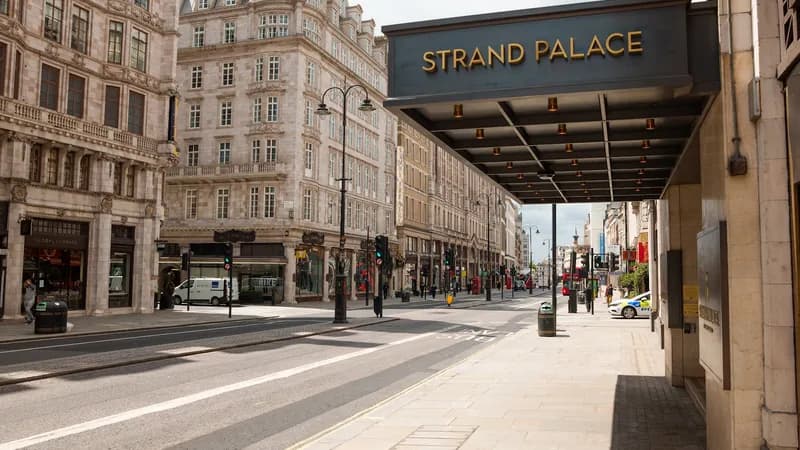 Strand Palace Hotel