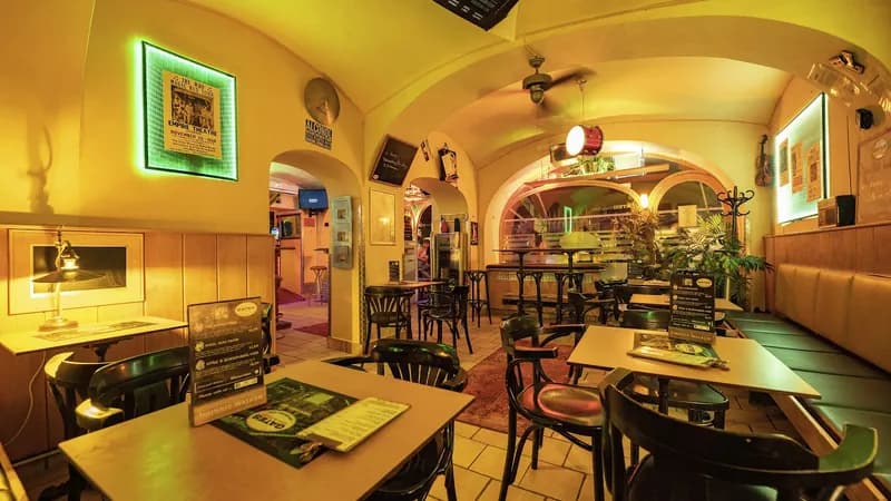 GATES Lifestyle Bar - good vibes since 1996