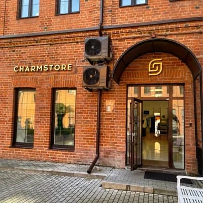 Магазин одежды Charmstore