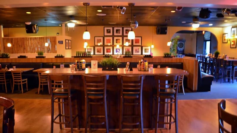 Bambusa Bar & Grill