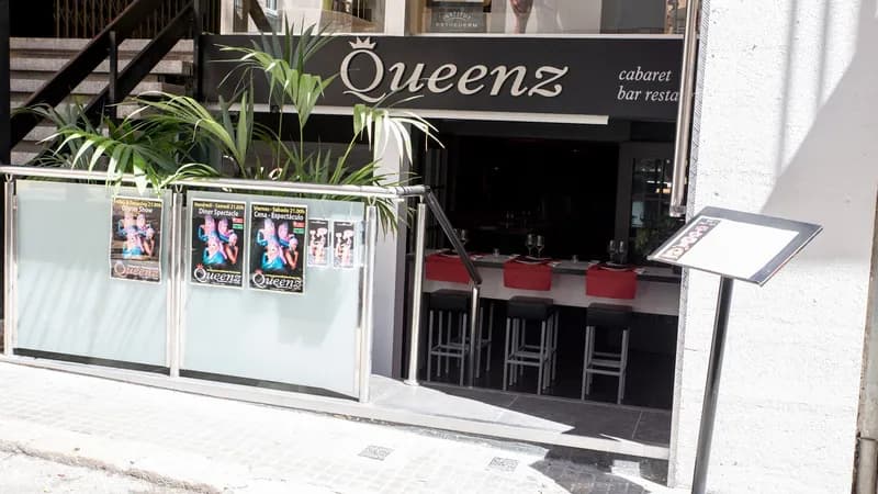 Queenz Music Bar