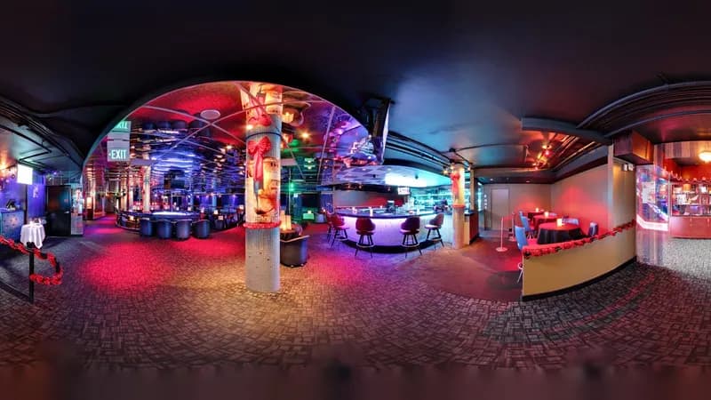 Larry Flynt's Hustler Club