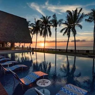 Tierra Tropical Beach Club
