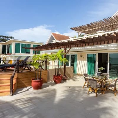 Mandarin Island Hotel