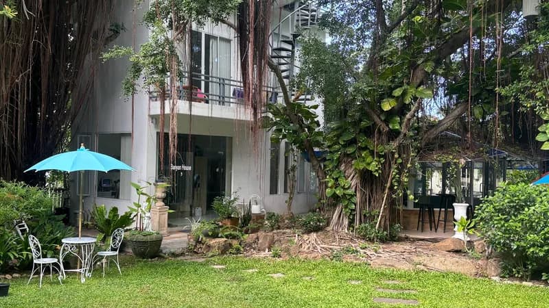 Banyan House Samui bed and breakfast