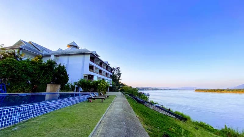 Siam Triangle Hotel