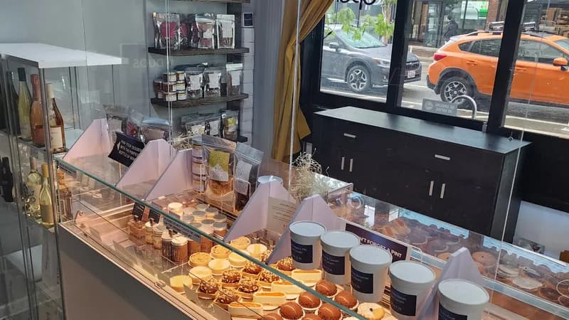 R+M Dessert Bar