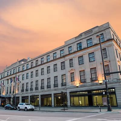 Aquila Court Building