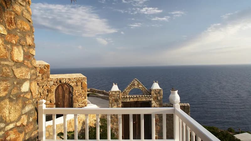 Smy Mykonos Suites & Villas