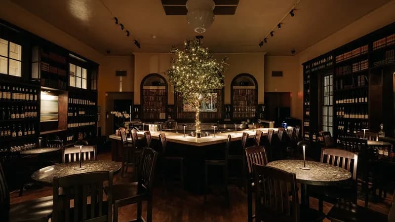 V Wine Room and Pizza