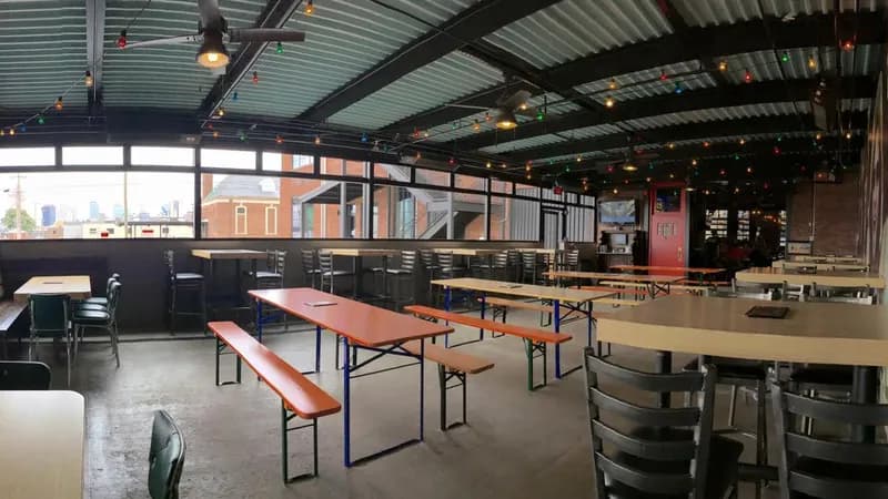 HiFi Clyde's Nashville