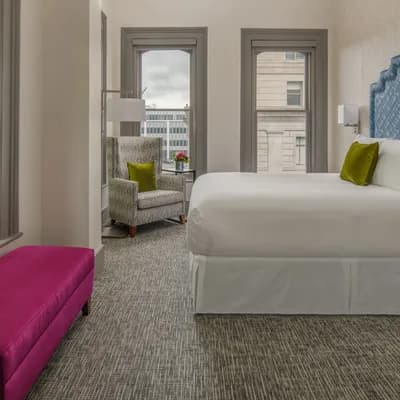 Harlow Hotel