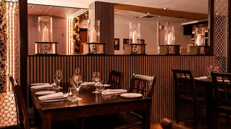 Asha's Indian Fine Dining Restaurant & Cocktail Bar