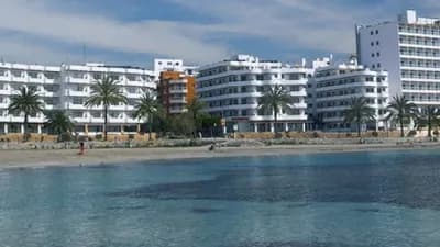 Apartamentos Mar y Playa