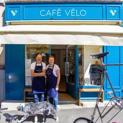 Café Vélo Nevers (restaurant & chambres)