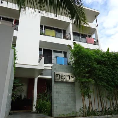 MEN's Resort & Spa