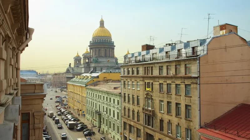 Petro Palace