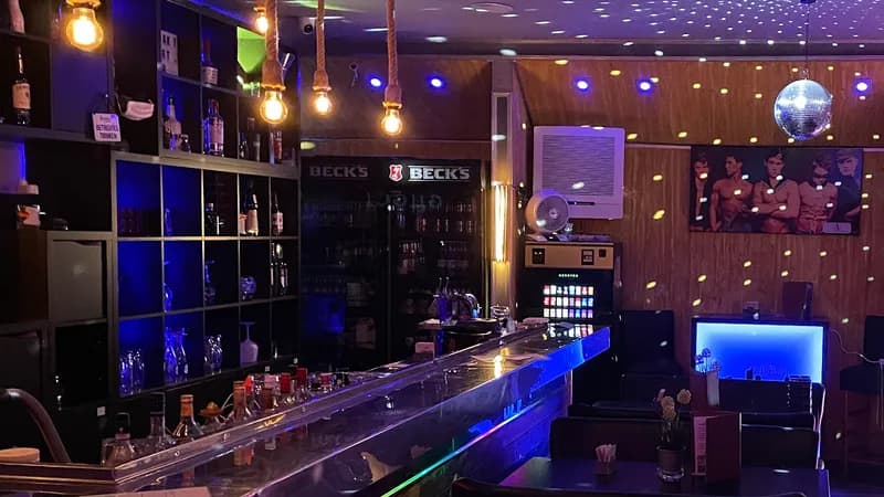 APART BAR