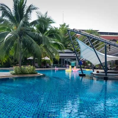 R-MAR RESORT AND SPA