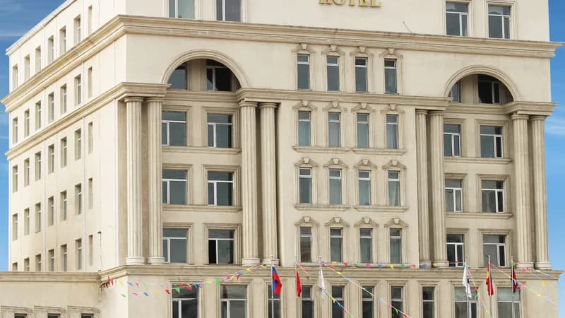 royal house hotel 2