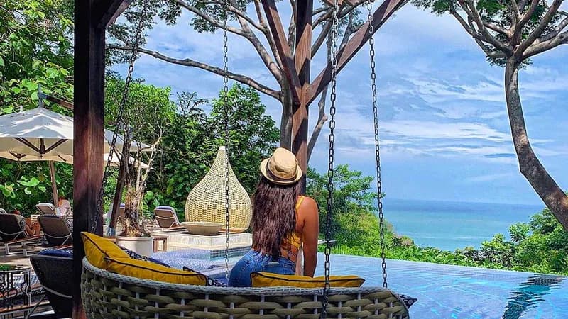 Makanda by The Sea