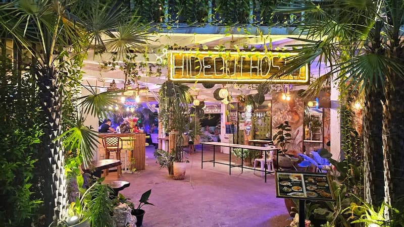 Hideout Hostel