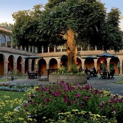 Hotel Monasterio