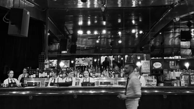 Tilley's Devine Cafe Gallery
