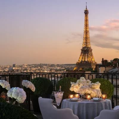 Four Seasons Hotel George V, Paris