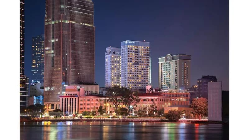 Sheraton Saigon Grand Opera Hotel