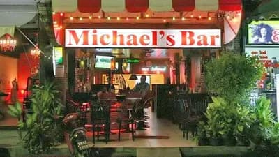 Michel Angelo’s Bar, Lounge and Diner