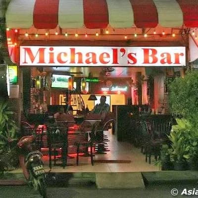 Michel Angelo’s Bar, Lounge and Diner