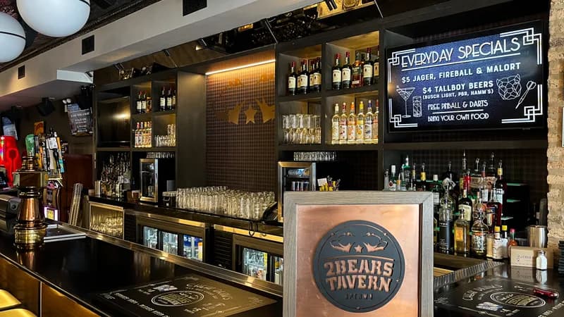 2Bears Tavern Uptown