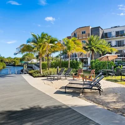 Wilton River Suites Hotel