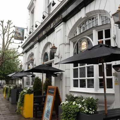 The White Ferry, Victoria (PUBLOVE)