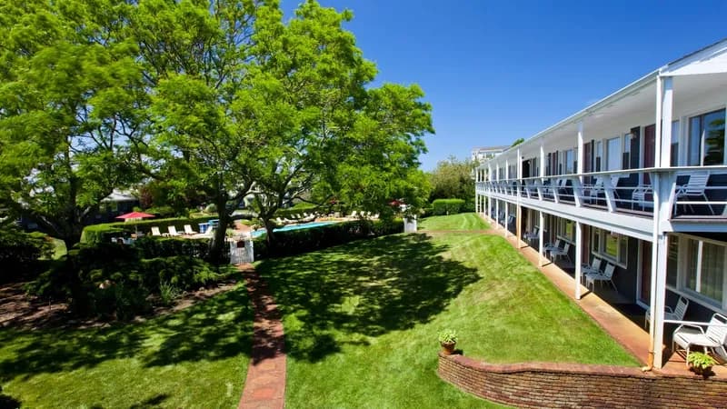 Seaglass Inn & Spa