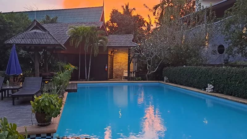 Paragon Resort