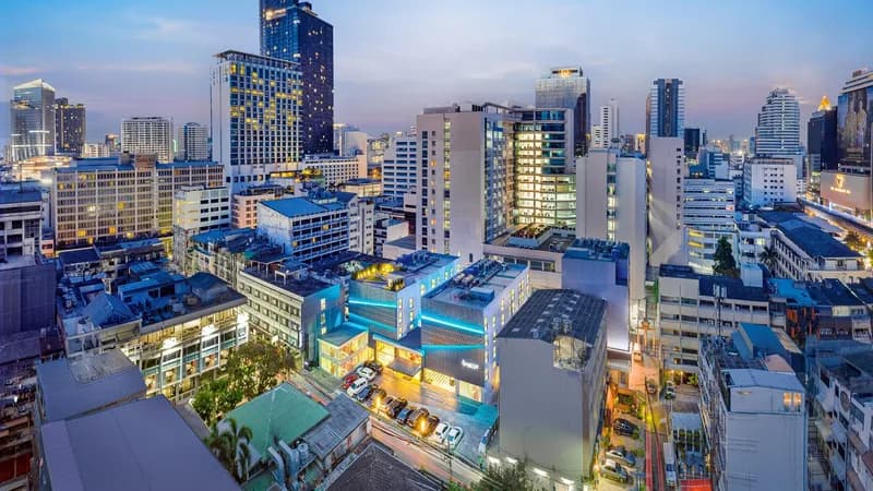 The Quarter Silom by UHG