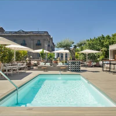 Hotel Oasis