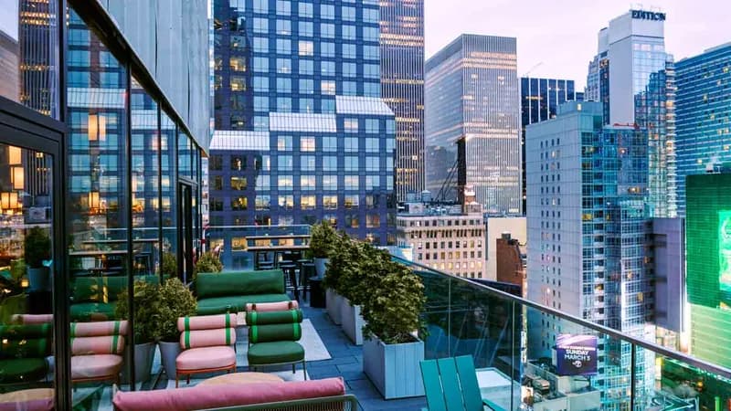 citizenM New York Times Square Hotel