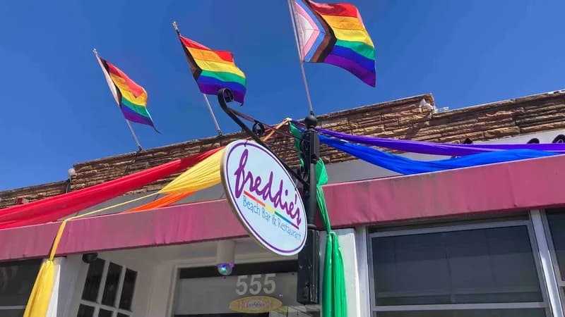 Freddie's Beach Bar & Restaurant