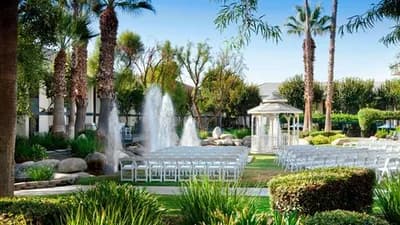 Four Points by Sheraton Bakersfield