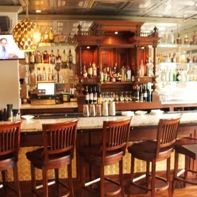 MarQueen Hotel