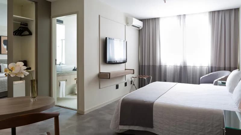 Ritz Leblon Hotel