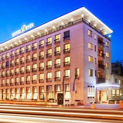 Hotel Devin