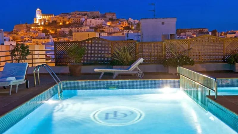 Hotel Royal Plaza