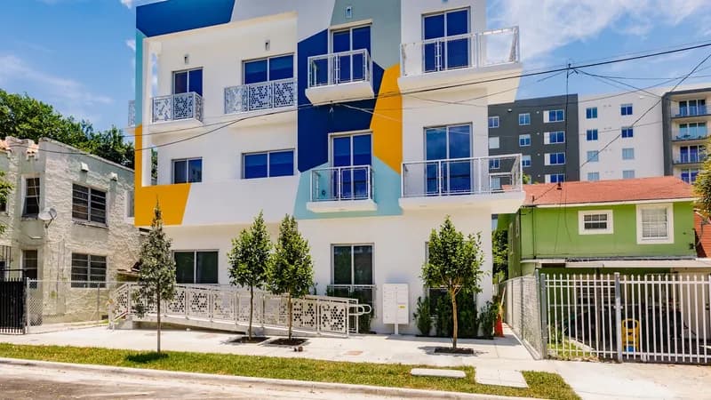 AERIE Apartments - Coliving Miami