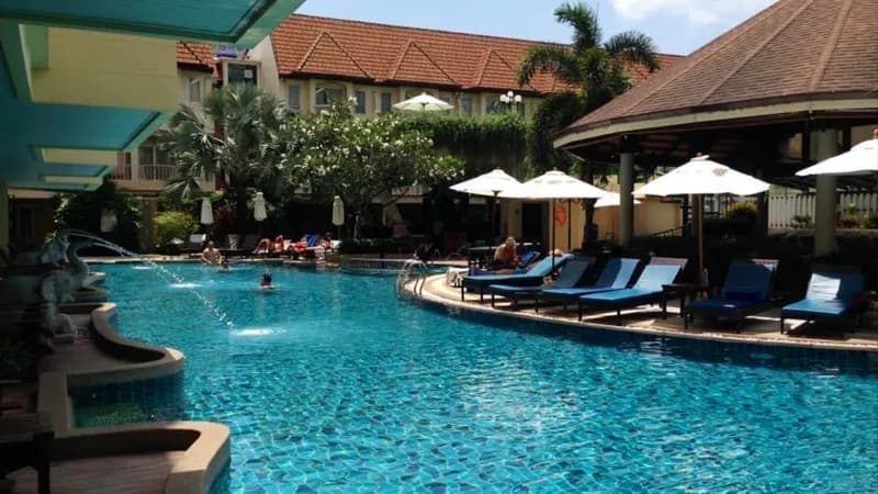 Palmyra Patong Resort